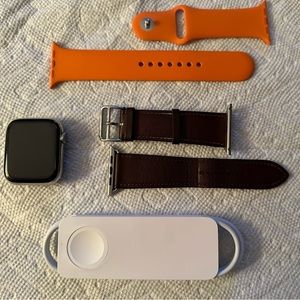 Apple Watch 6 44mm Hermes Edition Stainless Steel with Bands and Charging Puck